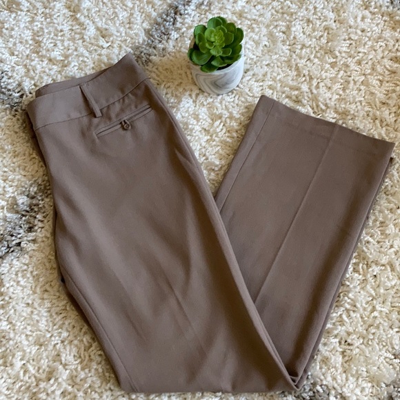 LOFT Pants - Ann Taylor LOFT Pants Size 6 Light Brown Tan